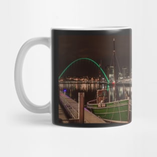 Litlle green boat on the Tyne river Mug